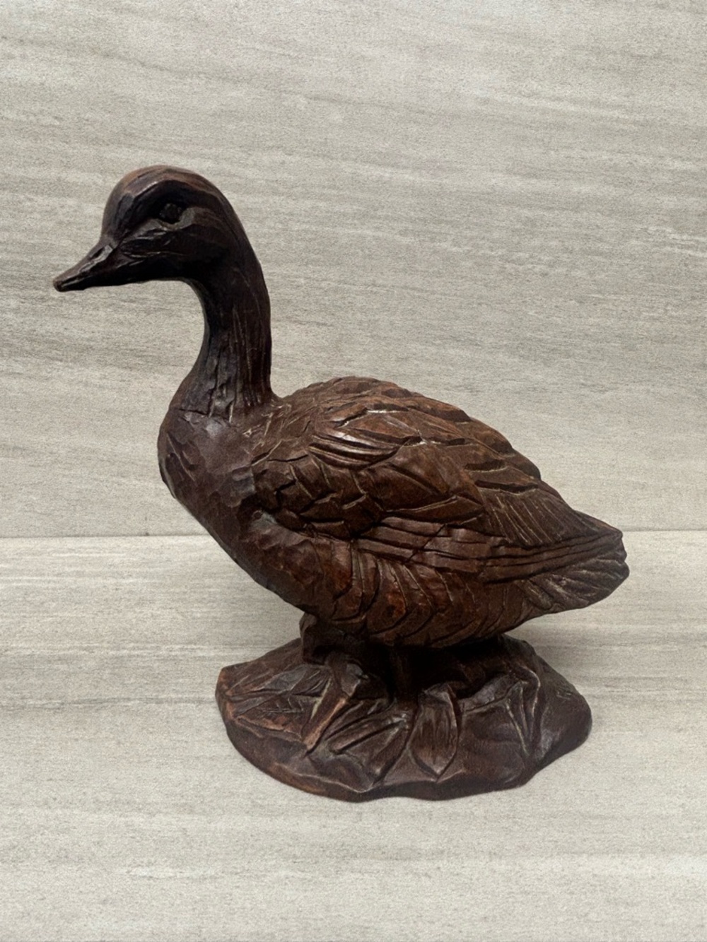 Vintage Red Mill Mfg Duck Figurine, Handcrafted Pecan Shell Resin Decoy Sculptur